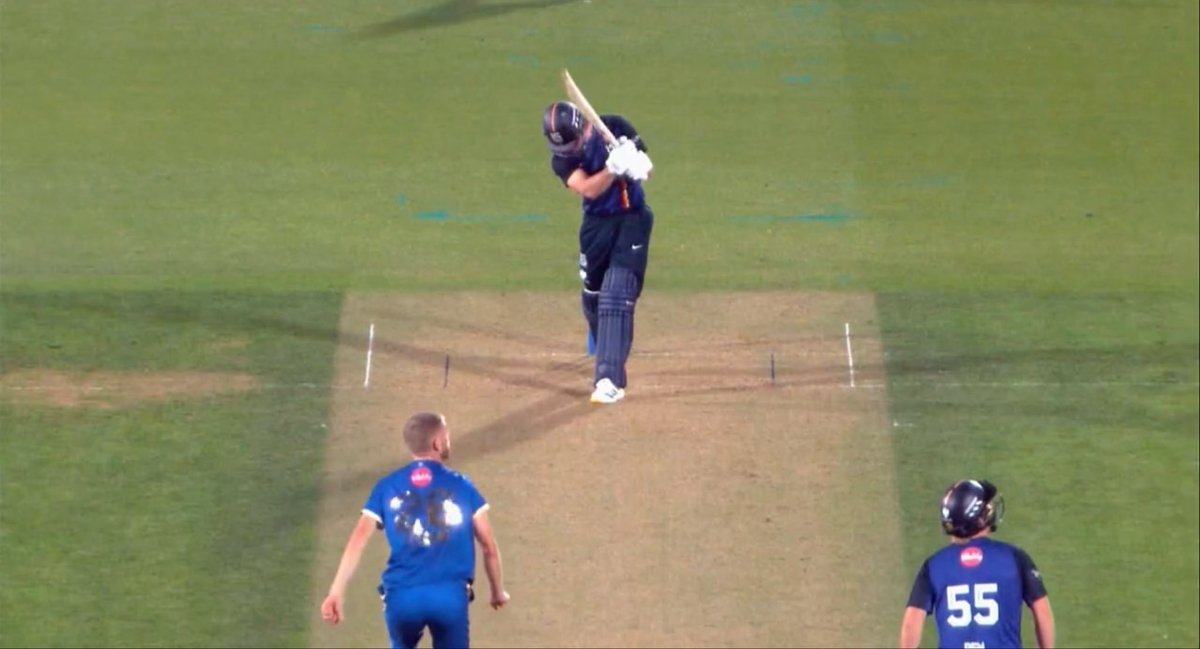 TeamSamCurran58's tweet photo. The Aura Of Dewald Brevis🥶

@ChennaiIPL don't ever dare to touch him😤.... https://t.co/mo3dp5LAHz