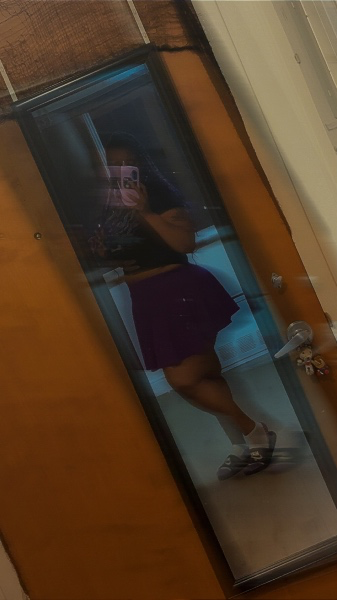PThickie's tweet photo. I deserve a gift don’t ya think? 🥰 https://t.co/TgE4J3dKr6 https://t.co/R9smzul2bI