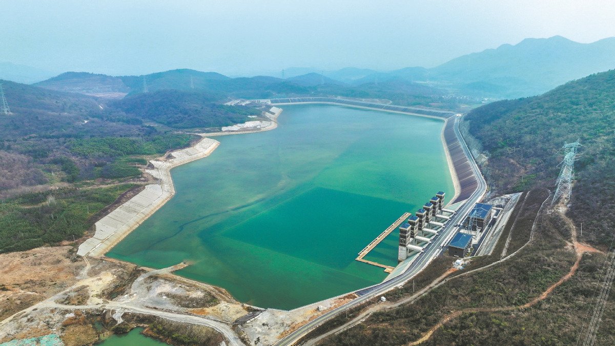 QingHaiICC's tweet photo. China has unveiled a new climate target. It aims to reduce carbon dioxide emissions per unit of GDP by 17% by 2030 from 2025 levels, according to a national climate change plan made public on Wednesday.
#ClimateAction #CarbonReduction #GreenChina https://t.co/HpWi9LEhfA