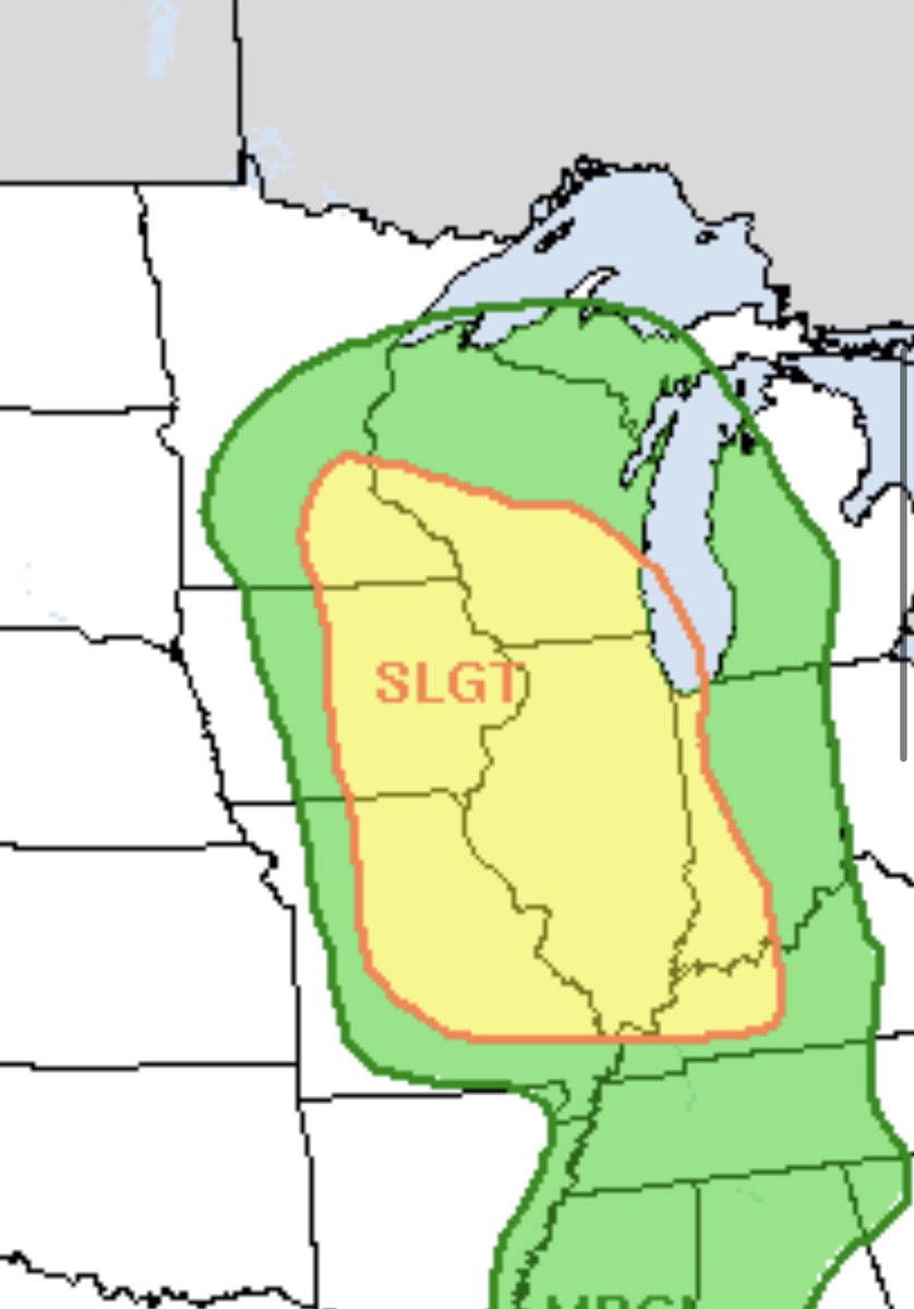MidwestWeathe_r's tweet photo. Flash flood risk Friday for portions of MN, WI, IA, IL, and MO. I see a non-severe thick line of convection that may produce 2-3” in a few areas. https://t.co/VZJ0cwKdmY