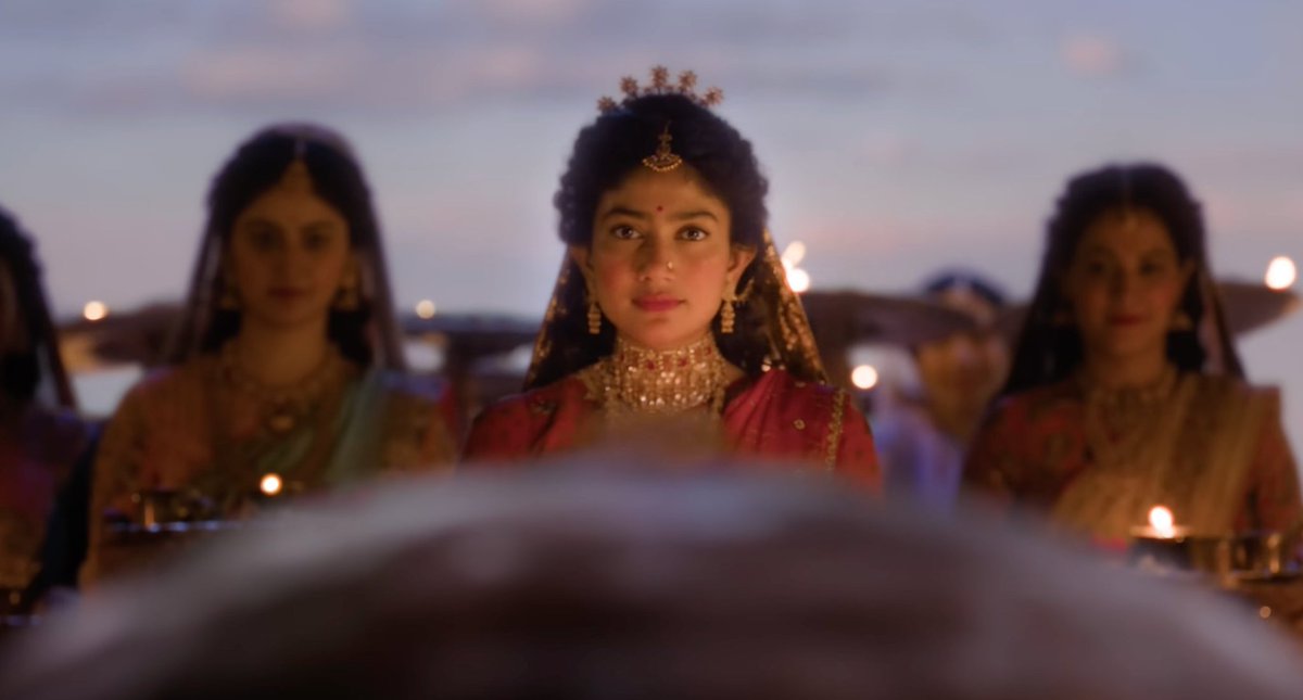 Call_me_brayka's tweet photo. Finally the #Ramayan trailer is here  and the visuals are so amazing 
Yash as Raavan 🤯🔥
Sai Pallavi as seeta..they have done a tremendous job.
This show the scale of the Movie 
Previous trailer raised some concern over visuals but this is insane..🔥 https://t.co/ssYkB65cie