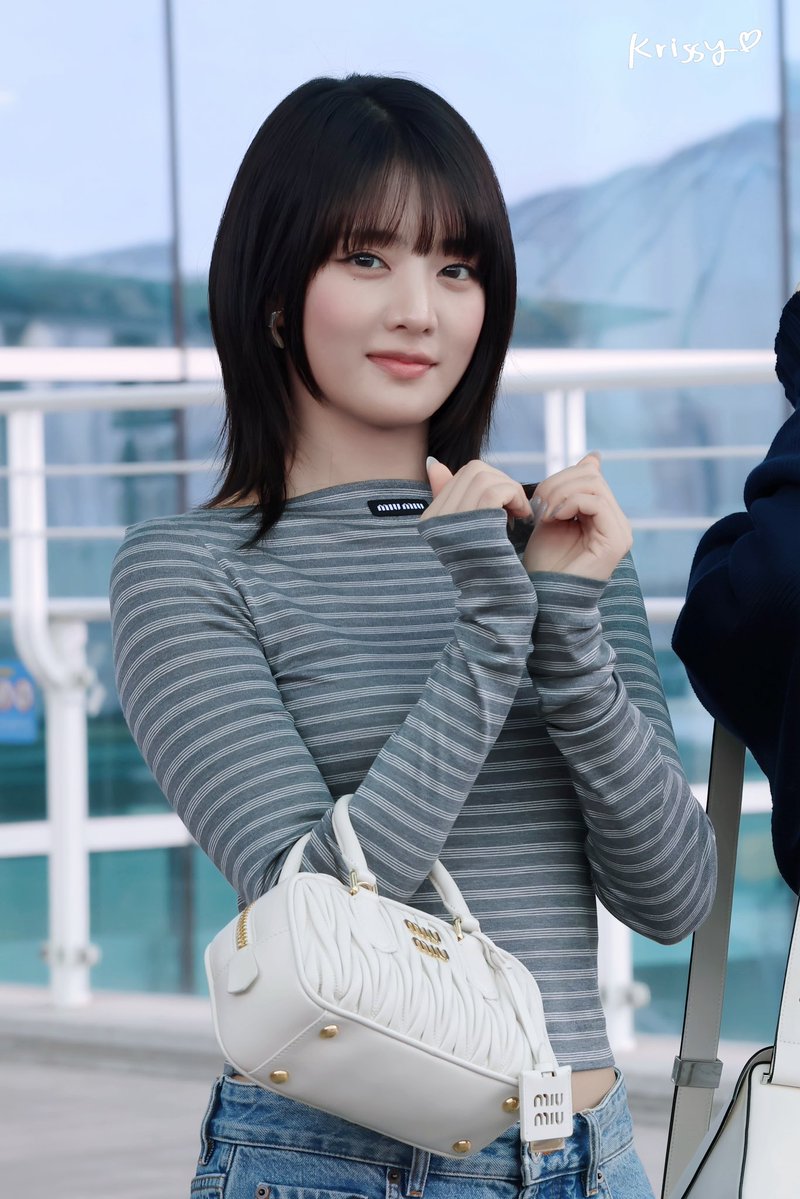 Krissy7777MN's tweet photo. 20260730 ICN✈️
#IDLE #MINNIE 
#아이들 #민니 https://t.co/P85aX8tk5L