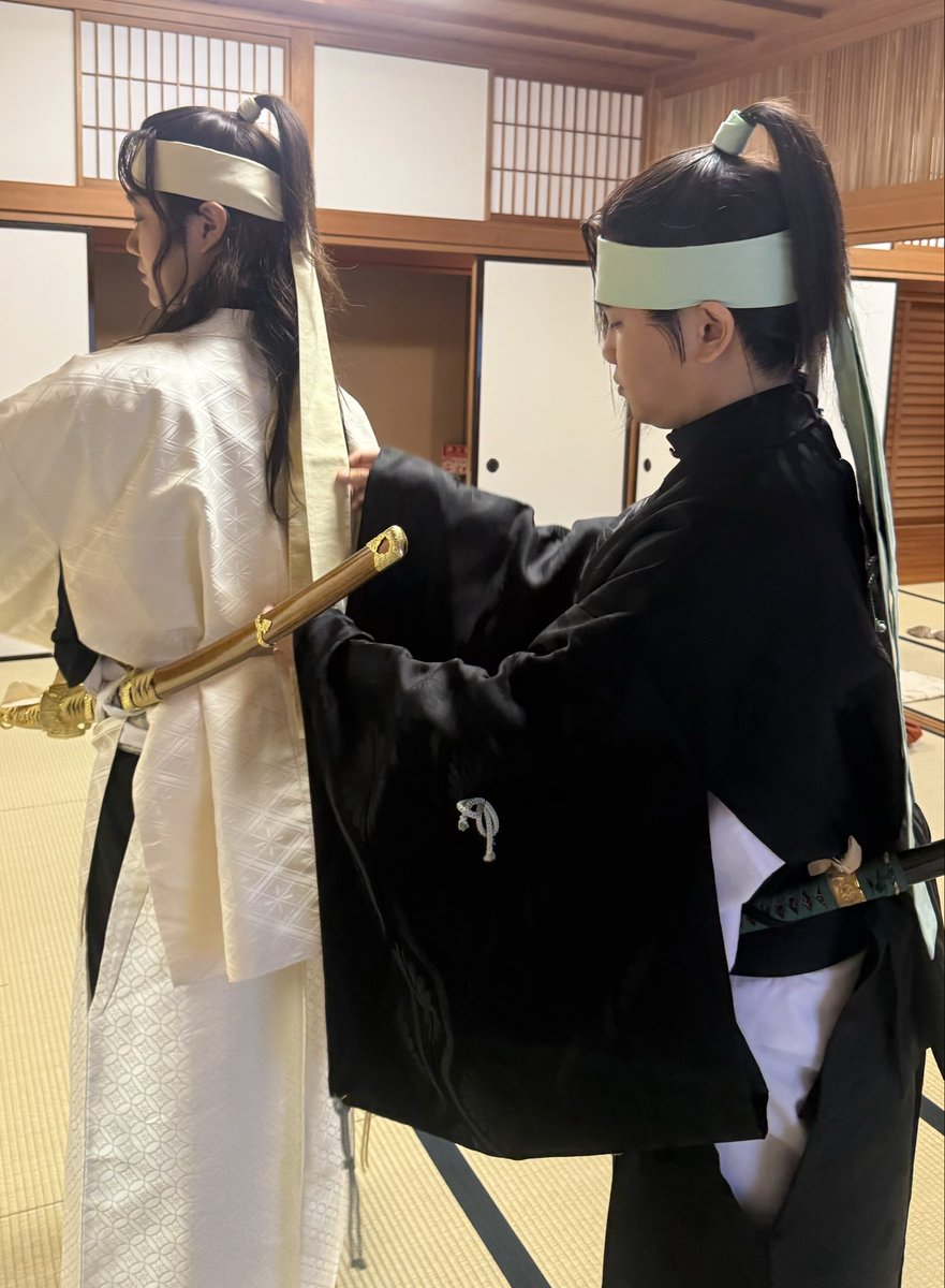 touken_nohkyo's tweet photo. 🌸┈┈┈┈┈
髭切役　　野村裕基さん　
膝丸役　　大槻裕一さん　 
源頼光役　梅若志長さん　
独武者役　福王和幸さん
　　　　　　┈┈┈┈┈🕸️

#能狂言刀剣乱舞 https://t.co/CAkT9F9nlB