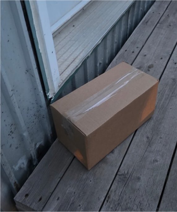 VelvetSin2003's tweet photo. i was so horny that I ordered it locally so it would arrive in less than 2 hours :333 https://t.co/gQgtgBOLIX