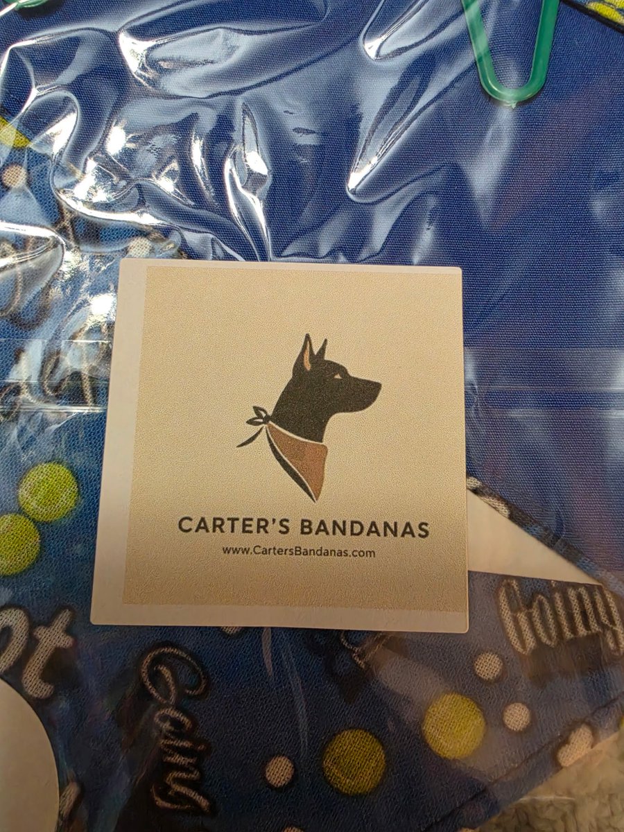 SirBailey2's tweet photo. Mommy here:
Look what we got!!! 🎉🎉🎉
Thank you @CartersBandanas 🐶🐾
The dogs will be looking SO SMART when they go home with their forever families ❤️
#goinghome #igotadopted
Thank you!!!
Las Vegas K9 Crew Rescue 💜
https://t.co/908uNydx9v
#dogbandannas #rescuedogs https://t.co/bfPYhqbdm4