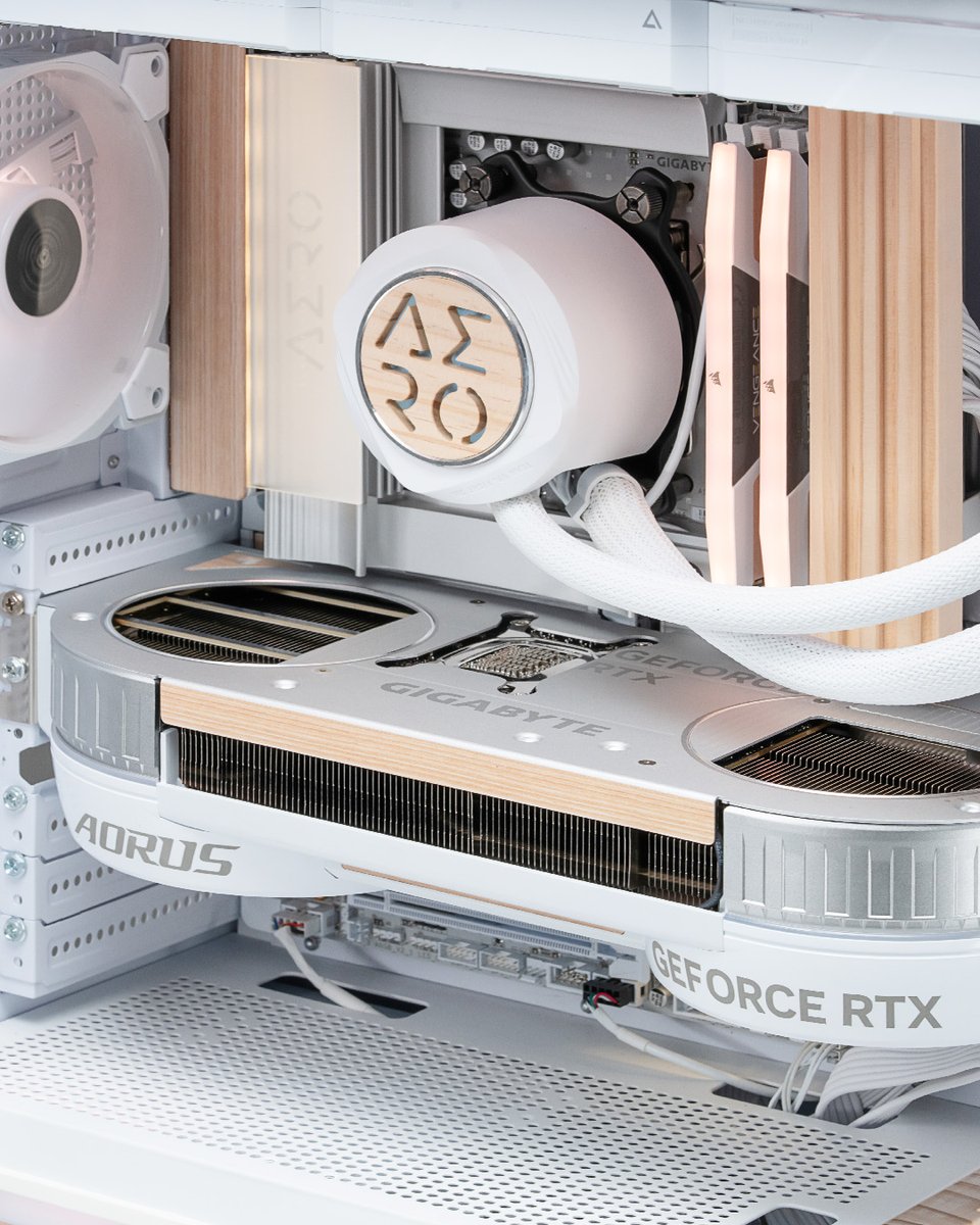 AORUS North America tweet media
