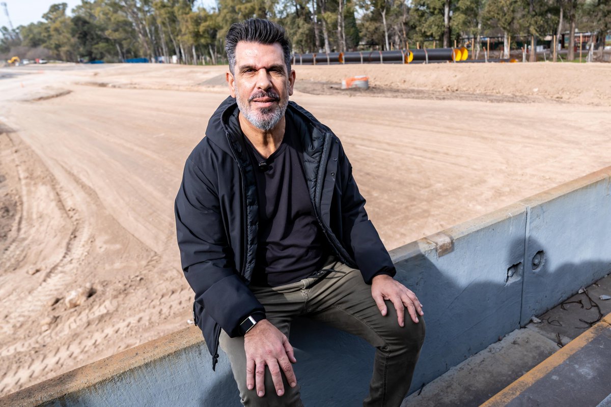 DeportesBA's tweet photo. La Ciudad reformula el Autódromo Oscar y Juan Gálvez. La megaobra ya tiene 60% de avance y busca que el año que viene vuelva el MotoGP. El nuevo diseño de Tilke cumple con los requisitos de la FIA para que Buenos Aires pueda volver a recibir a la Fórmula 1. https://t.co/SE3XvXAbyV