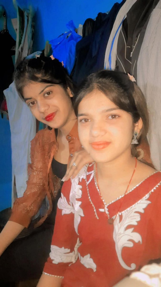 RitikaGothwal_'s tweet photo. Me hamesa hasti rahti hu aap bhi raha kro https://t.co/UkcKpYBGvZ