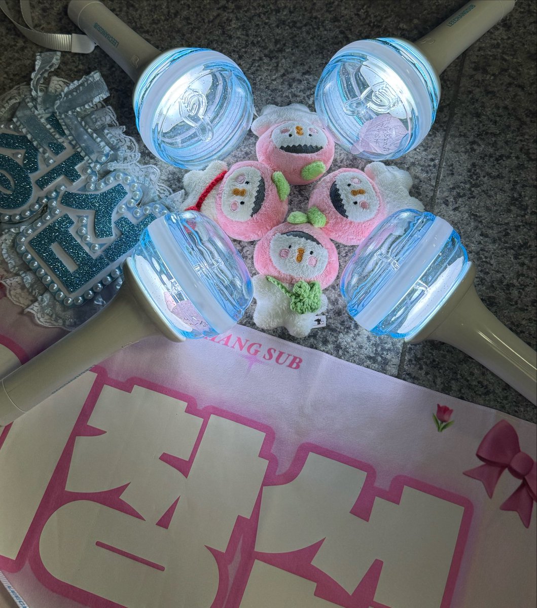 yeriling_10's tweet photo. 이창섭컴백소식(?기념 올려보는 트친소-!
오프자주거는 10멜이랑 친해져요🥹🥹
편하게 다가와주세용 안물어용,,헤헤

흔적남겨주시면 끌리는분 찾아갈께요!
🩷-f  RT-dm
#이창섭 #비투비 #멜로디트친소 #짱친트친소 https://t.co/jWMo26kn6c