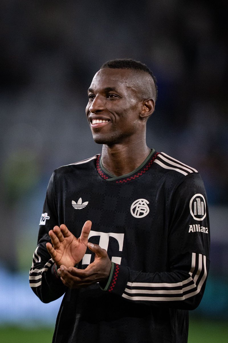 FutbolSokagiTR's tweet photo. 🚨 SON DAKİKA | Ertan Süzgün:
“Henüz teyitleyemedim ama Beşiktaş için Nicolas Jackson ismini duydum.”
#Beşiktaş #NicolasJackson #Transfer #BJKTransfer https://t.co/l4bRR2iClv