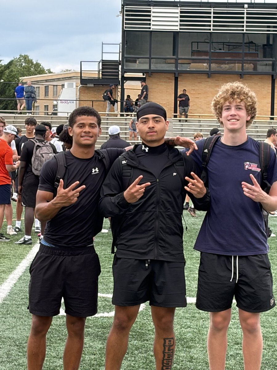 LincolnNeubauer's tweet photo. Thanks to @CoachMcCook, @CoachLukeWright, @TJ_Peer, @SamuelCollins36, and the entire @SURamsFootball staff and players for a great prospect camp today.  Looking forward to getting back on campus this fall.

It was great representing @AppoFootball with @_DevonFlowers and @JaydenTriplett1.