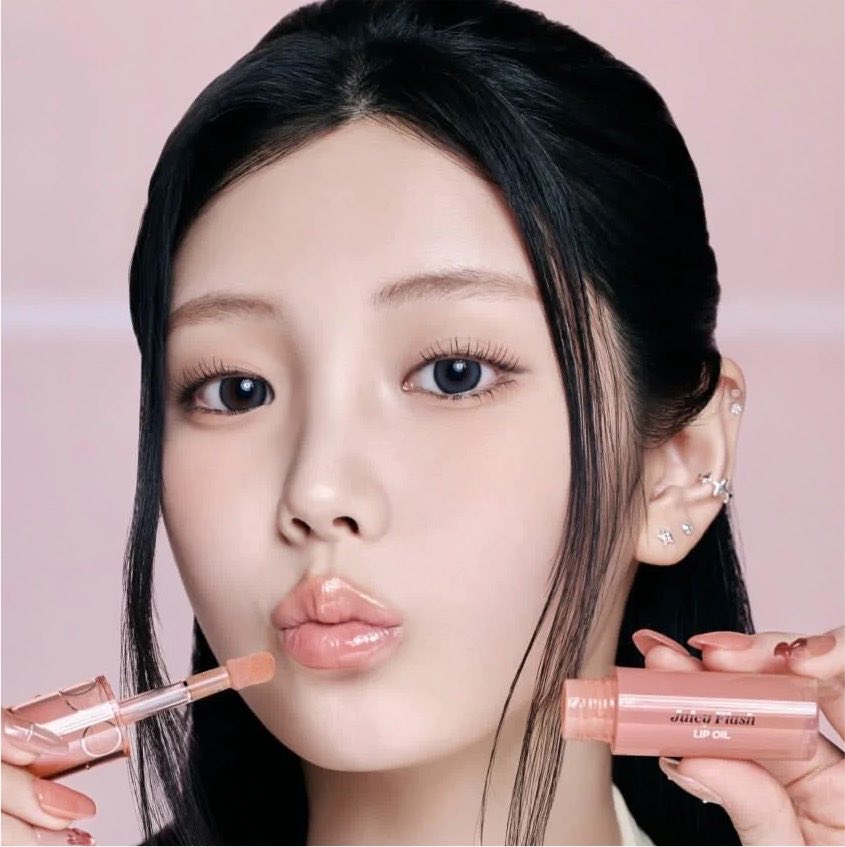 tv97qq's tweet photo. #ILLIT #WONHEE #KPOP 
Her glossy lips😵‍💫😵‍�� https://t.co/SyTzQIO9wz