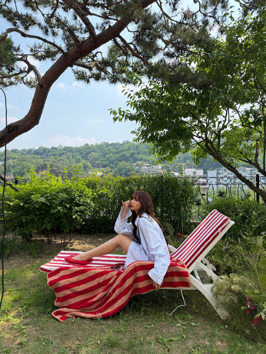 lisabbl_'s tweet photo. [260730] 🐥🫧

🐥:👋🏻 https://t.co/s60o0D80Ns