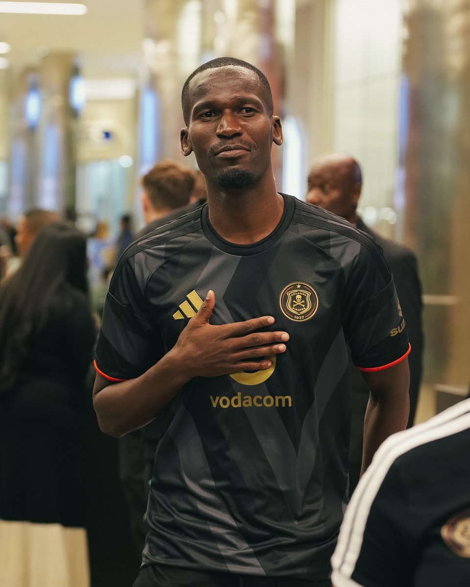 orlandopirates's tweet photo. 🚨 It's official!

The @orlandopirates store is now OPEN at Mall of Africa. 🏴‍☠️🛍️

⚫⚪🔴⭐
#OrlandoPirates
#OnceAlways https://t.co/uBtBhBn9IY