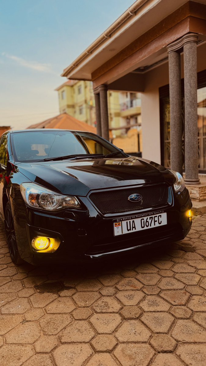 mbale_says's tweet photo. Renown Events MC @MR_IZAKKING aka Host Anyumisa Parte has paraded a new ride. The celebrated Influencer has attributed all his success to God, hard work &amp; patience. 
Congratulations!🎉

#MbaleSays https://t.co/Fh5dI7zVf2