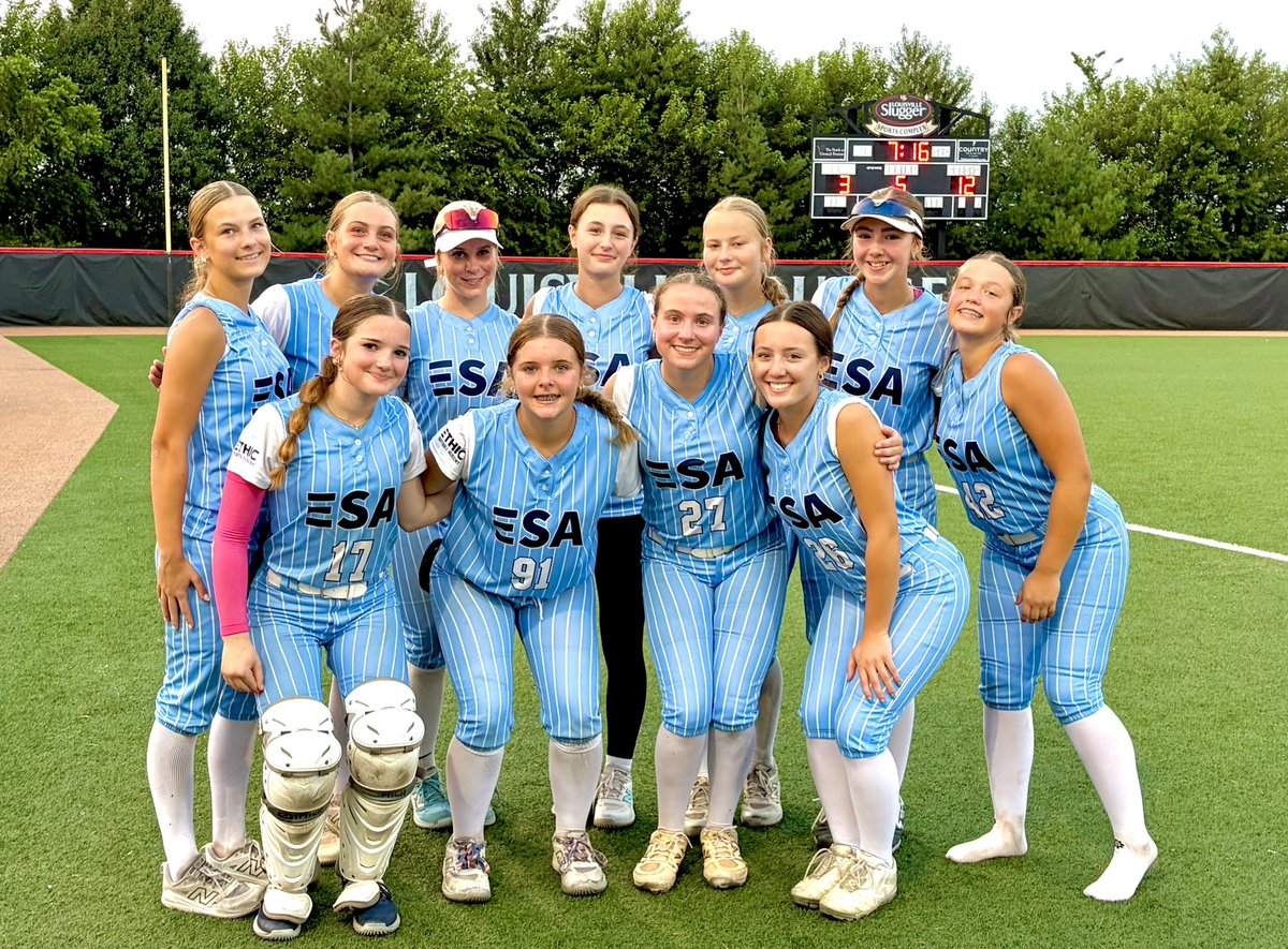 ReeseJohnsen27's tweet photo. Wouldn’t want to spend my summer with any other team! Grateful for my teammates and coaches! 15 IP, 21 SO, 6 ER, 2 BB @ESA_Johnsen @ShowtimeSports1 @ExtraInningSB https://t.co/S52jfqTAOe