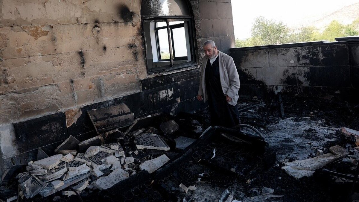 RFI's tweet photo. Cisjordanie occupée: «La communauté internationale doit contraindre Israël» à mettre fin aux violences des colons
➡️ https://t.co/9sMNHyMcVi https://t.co/DRW5uwrjTo