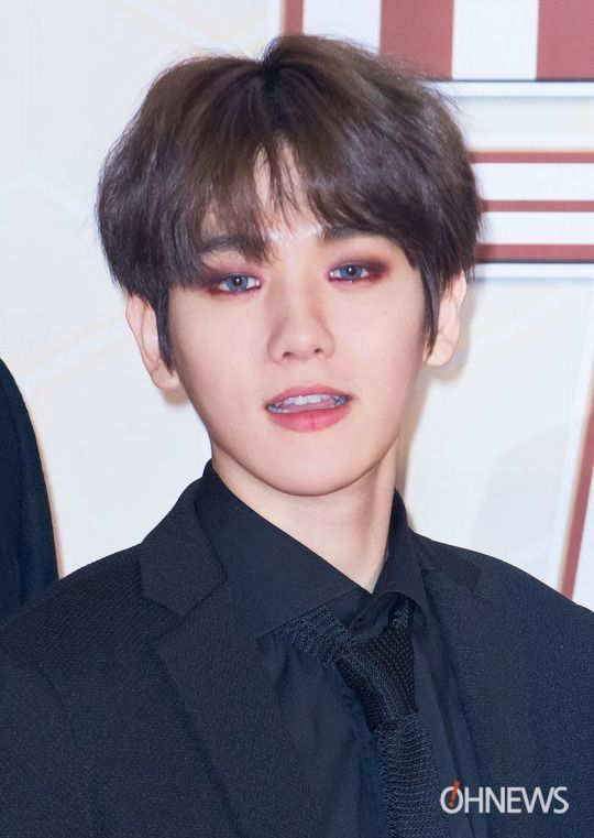 baekhyun_india tweet picture