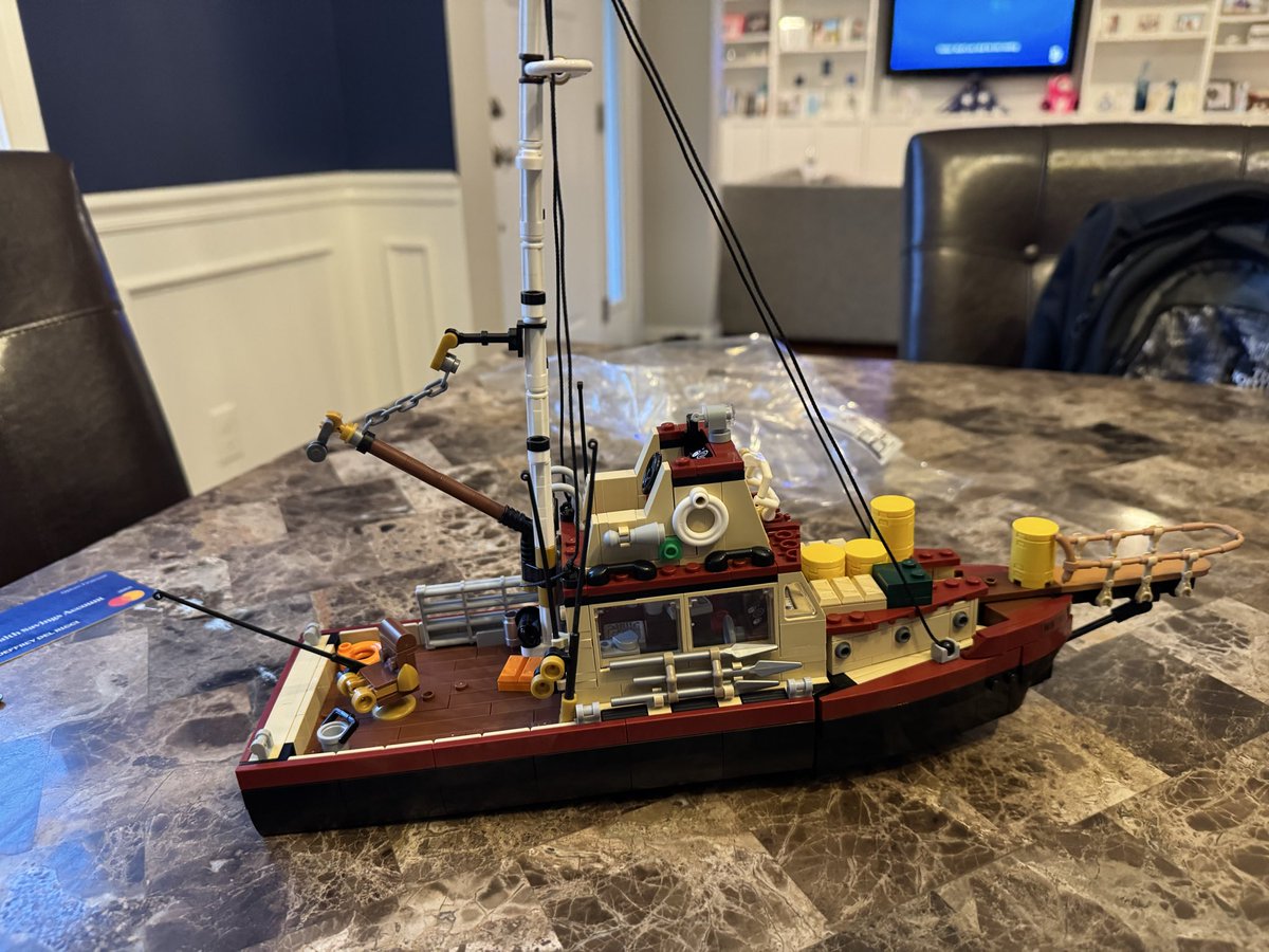 JeffDelRicci's tweet photo. @SharkWeek What a relaxing way to enjoy the best week of the year! #sharkweek #jawslego #lego https://t.co/cIlsgi8DRE
