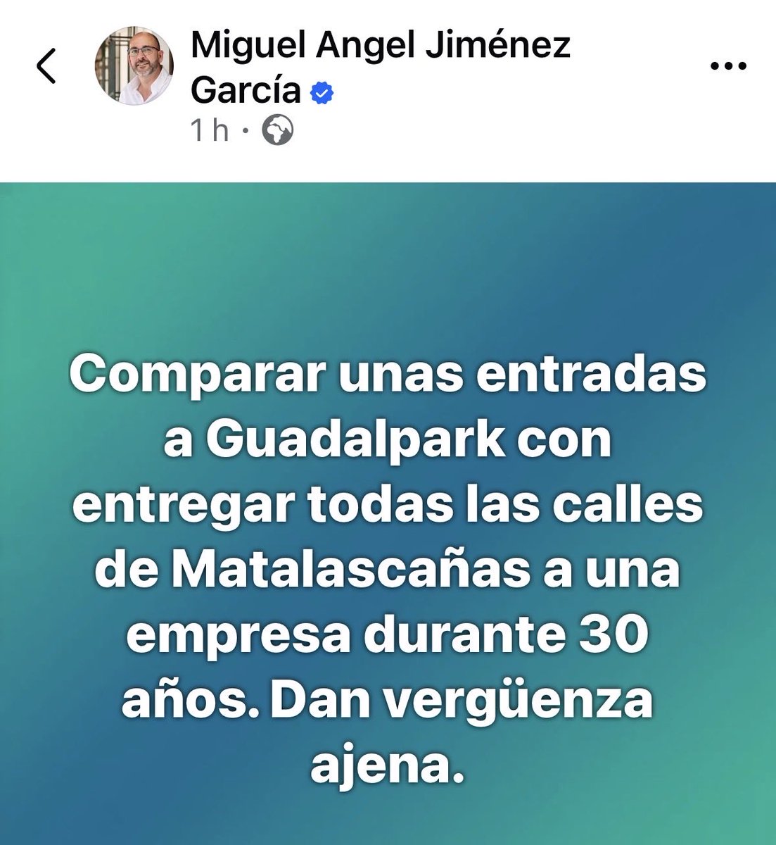 MatalascanasHoy's tweet photo. Acabo de ver un vídeo en redes sociales de la concejala de #Almonte, Dña. María Victoria Cáceres Titos, comparando unas entradas de @guadalpark para los sevillanos con hipotecar #Matalascañas por 30 años.
El pueblo de Almonte no se merece a estos gobernantes. 
Esto es #Indignante https://t.co/F1qeNPShw1