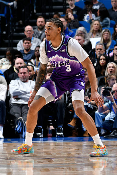 ClutchNumbers's tweet photo. Highest Opponent Mid-Range FG% In The 2025-26 NBA Regular Season (Min. 300 Mid-Range FGA Defended):

1. Keyonte George — 48.9%
2. Andrew Nembhard — 48.0%
3. Luke Kennard — 47.9%
4. Luka Doncic — 47.8%
5. Josh Giddey — 46.6%
6. Deandre Ayton — 46.4%
7. Jarace Walker — 46.3%
8. Jake Laravia — 45.6%
9. Nique Clifford — 45.5%
10. Rui Hachimura — 45.4%