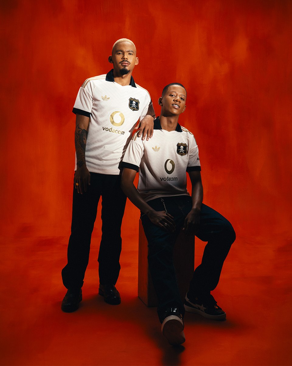 orlandopirates's tweet photo. Threaded in Gold✨

 A jersey written by generations, a tribute to where we come from, who we are, and where we are going. 

@orlandopirates 26/27 home and away jersey, available now 🔗 https://t.co/sIOguutmG9