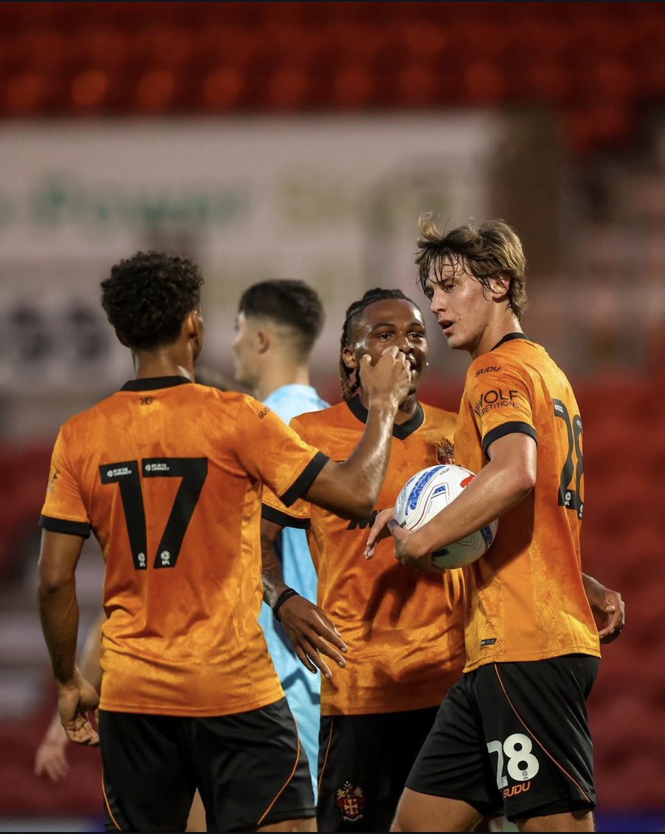 WolvesLads tweet picture