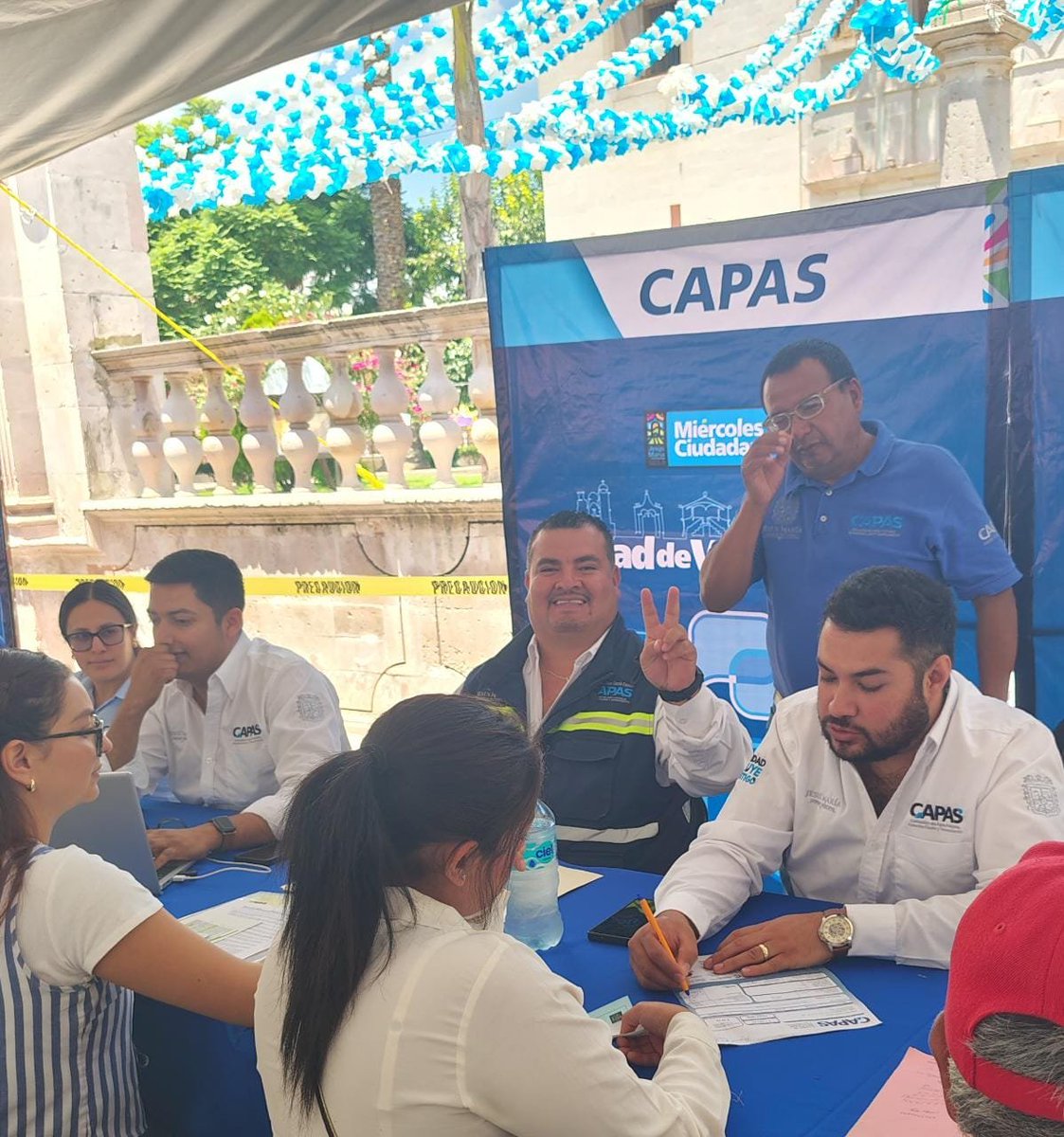 CAPAS_MOVIL's tweet photo. 🤝💧 Concluye con éxito el Miércoles Ciudadano.

https://t.co/ETM3Hy3I6M
#CAPASenAcción 💧 #MiércolesCiudadano #TeamCAPAS #JesúsMaríaDe100 https://t.co/6zR5unydJA