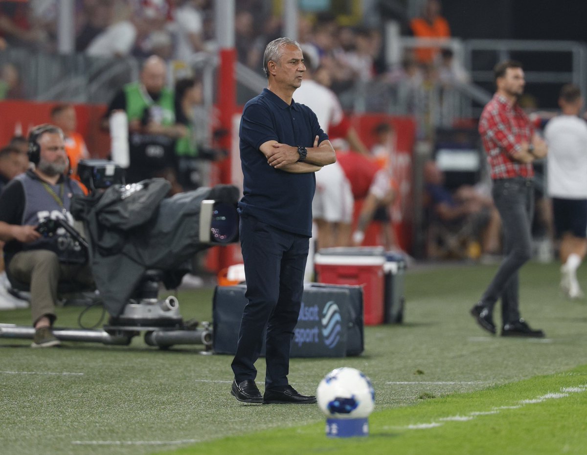 ajansfenercom's tweet photo. Sinan Yılmaz: "Bir grup Fenerbahçeli, İsmail Kartal'ın az olan karizmasını daha da çizmeye çalışıyor. Bunun Fenerbahçe'ye bir faydası yok. %70'i de bunun için söyledi. %50 falan bu Asensio'nun yani. İyi zamandaki Asensio'yu biliyoruz. Bunu göremeyen varsa, kendi körlüğüdür. İsmail Hoca'yla alakası yok."