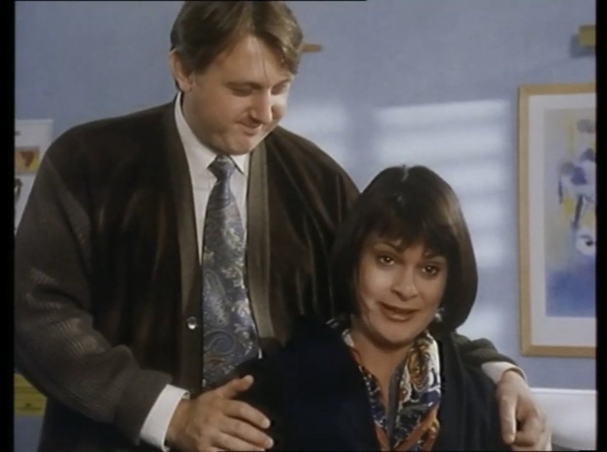 therealrobcook's tweet photo. Very sad to hear the news today that Hazel Ellerby (Peak Practice's Chloe White) passed away earlier this year.

Hazel was a delight and it was great to see her appear in so many other shows as well as Peaks. https://t.co/KXHRp27ahX