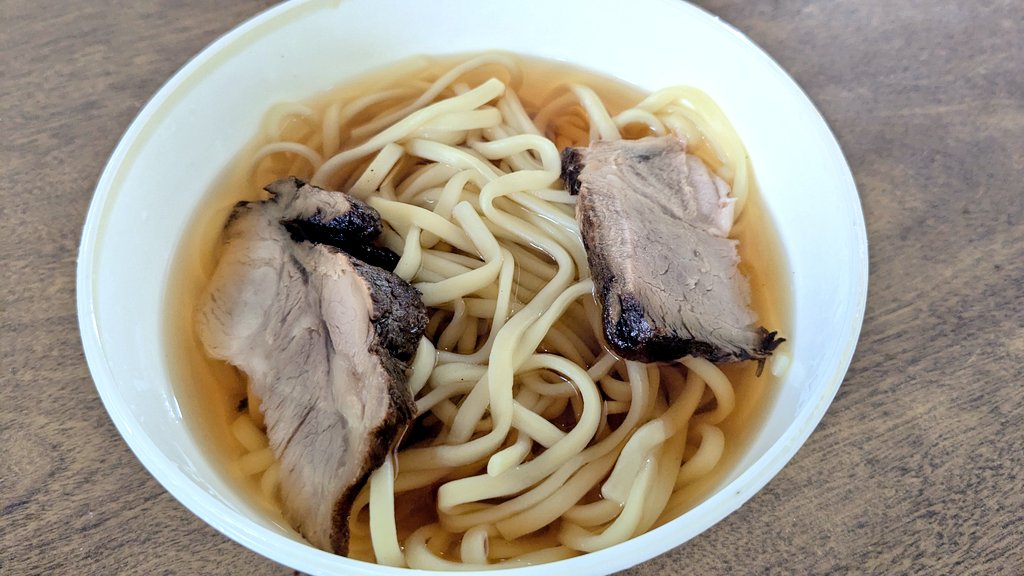 arumin0518's tweet photo. 群馬で女子旅③
🍜ドライブイン七輿
久しぶりの七輿〜!ワーイっ⸜(｡˃ ᵕ ˂ )⸝
ハムトースト🍞パン生地にマーガリンが塗ってあり、耳がカリカリでボリュームあって美味しかった！取り出す時は熱々なので、やけど注意😂
ラーメンは変わらない美味しさ〜🤤
この看板とテッツァくんが似合いすぎる https://t.co/Gvj8rUeydX