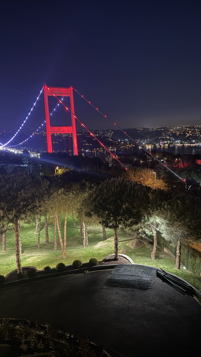 xauemir's tweet photo. Ne güzelsin İstanbul
#xauusd #istanbul https://t.co/r1kqCNoMq3