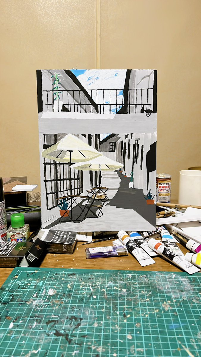 w33O2BVqp1PkpoS's tweet photo. 透明なコレクションケースが寂しいので背景作り。
背面の絵がやっと完成。下手なりに見れるもんになってるはず_:(´ཀ`」 ∠):
参考画を見ながらでも無理なもんは無理っすね笑
あとは左側だけ https://t.co/ATXaPzS5PX