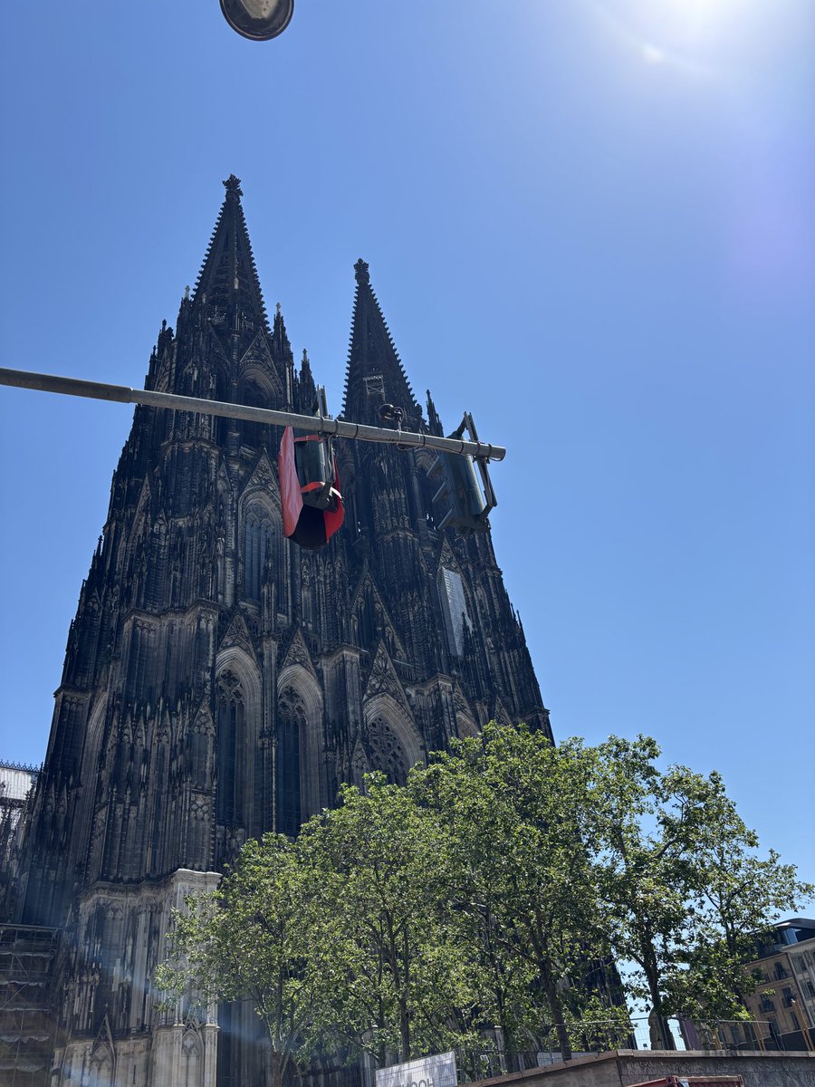 morty_13_'s tweet photo. Köln https://t.co/SopCo7L1Wh