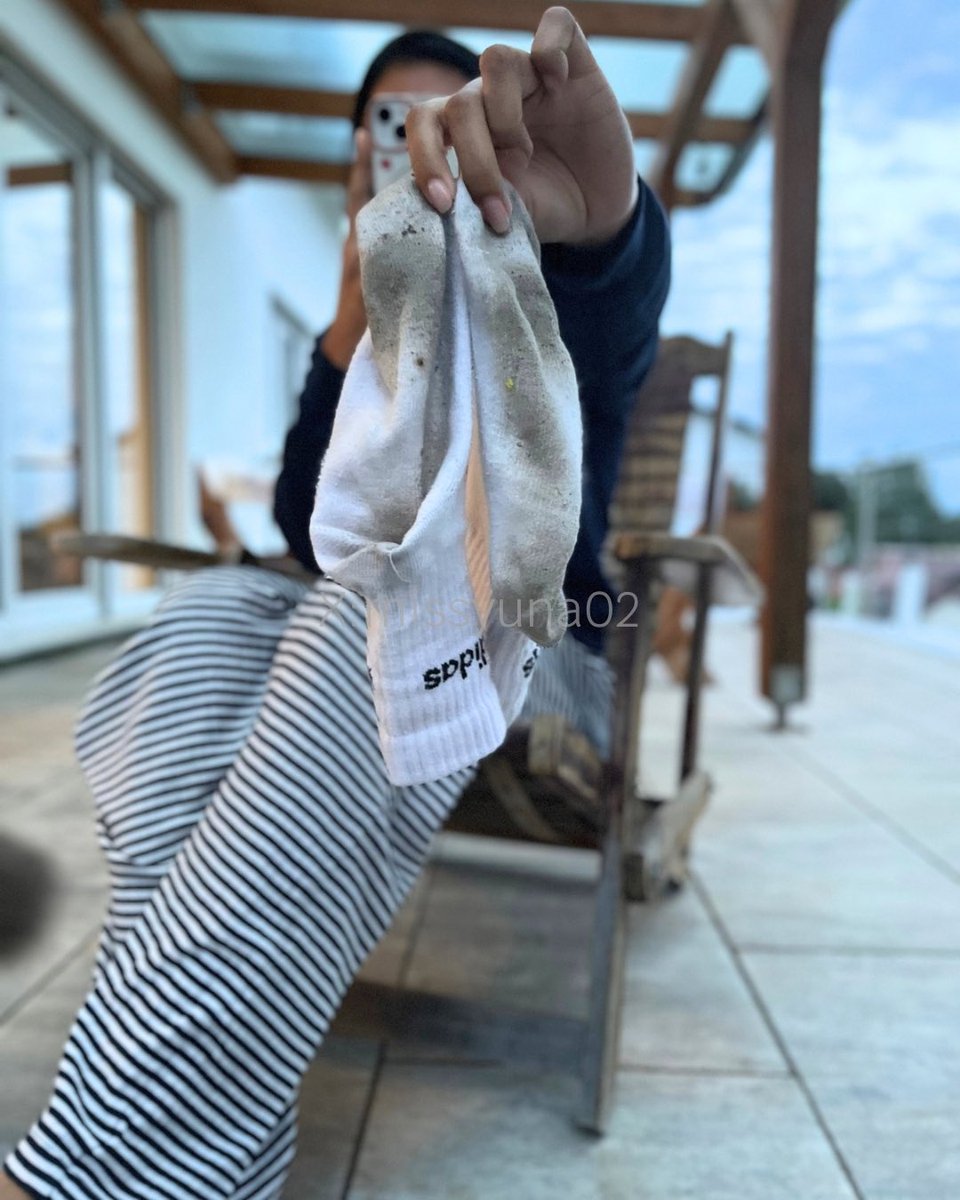 missyuna02's tweet photo. Ich habe sie verkauft.
Meine dreckigen Socken sind sold.
Du bekommst sie nie.
Aber du darfst weiter für das Privileg zahlen, dass ich dir überhaupt noch schreibe. Hahahah😂 https://t.co/WlqDXAgpcT