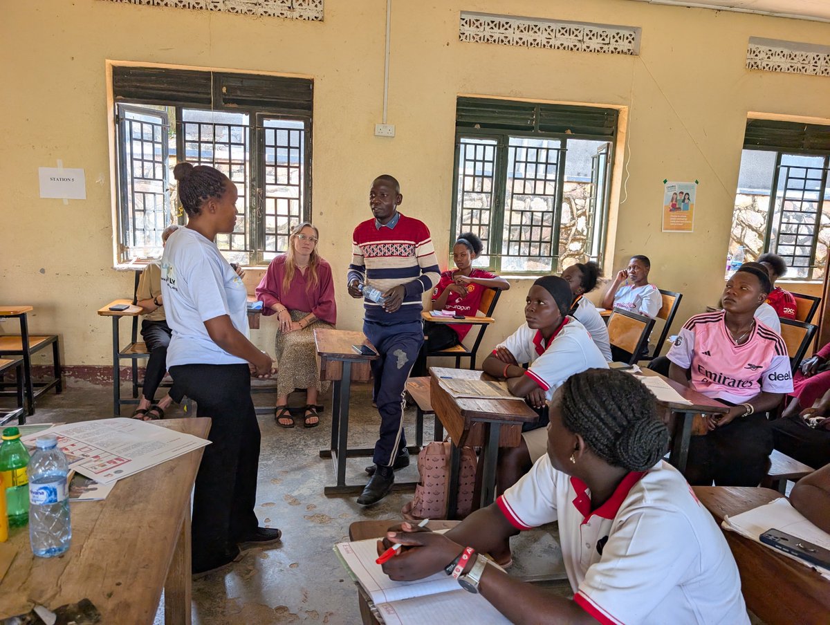SadrachNirere's tweet photo. @ACCESS_UG @PlasticFreeJuly @EndPlasticsNow @brkfreeplastic @GAIAnoburn @Project_Kollekt We appreciate @ACCESS_UG for the opportunity to speak with students who shared ways on how the'll continue practicing zero waste to make their campus a waste free community.
#PlasticFreeJuly
#ChooseToReuse #GoForZeroWaste
@EndPlasticsNow , @PlasticFreeJuly , @brkfreeplastic https://t.co/mky7zWU1KK