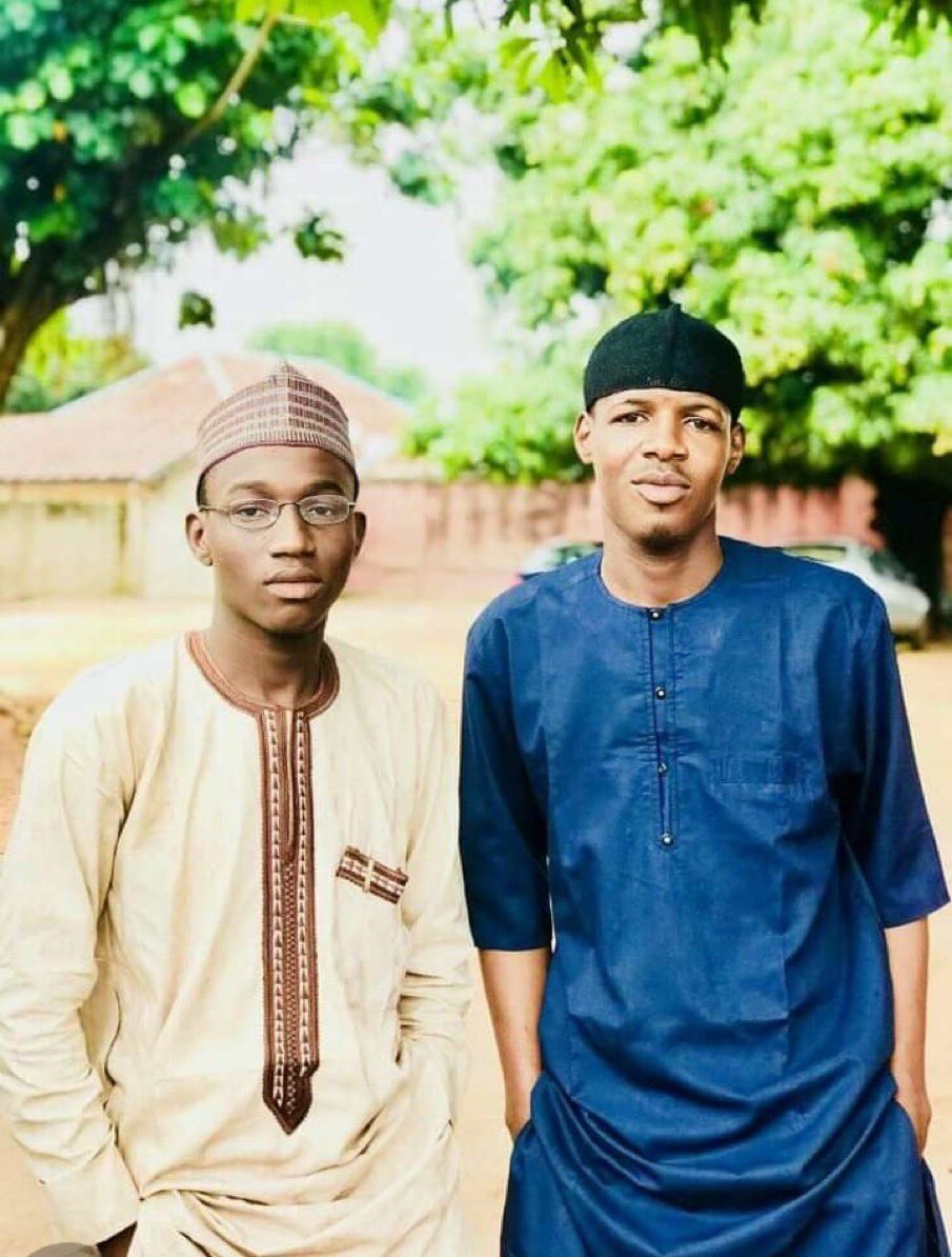 DKusaa's tweet photo. Jiya ba yauba 😂😂😂Allah yayiwa rayuwa barka https://t.co/WA2CKVVBPS