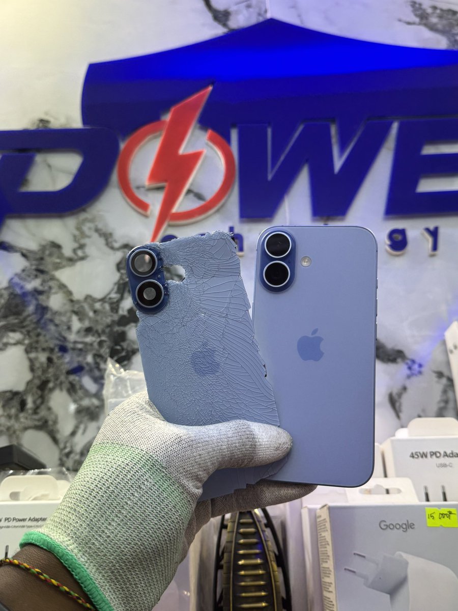 SopjioD's tweet photo. PowerTech vous offre ce qu’il y’a de mieux en terme de réparation des smartphone spécialiste des iPhone 

N’hésitez pas à nous contacter aux 658030307 
📍Yaoundé marché central https://t.co/2j2S35KFP2