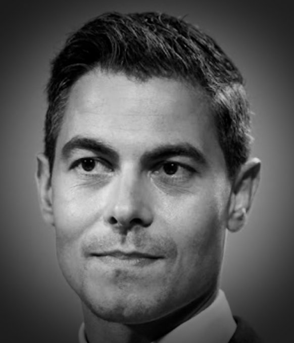 rijswijkjan1's tweet photo. Deze eerste en laatste homofiele Minister President gaat de geschiedenis in als de slechtste Premier ooit van Nederland. https://t.co/8CE3CYQ6Dp