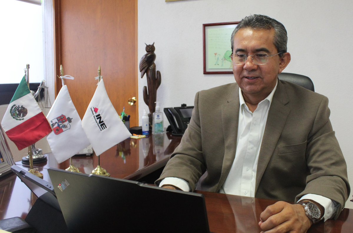 Montano_Ventura's tweet photo. 📊 Reunión informativa de la Comisión Temporal de Presupuesto 2027 del @INEMexico.

Sostuvimos reunión con las representaciones de partidos políticos y del Poder Legislativo para presentar los criterios, avances y metodología en la elaboración del anteproyecto presupuestal.

✅ Un proceso de planeación transparente, eficiente y participativo, pensado en el próximo ejercicio fiscal.

Seguimos construyendo con diálogo y responsabilidad.

#Presupuesto2027
#EjercicioFiscal
#Transparencia
#VivamosLaDemocracia