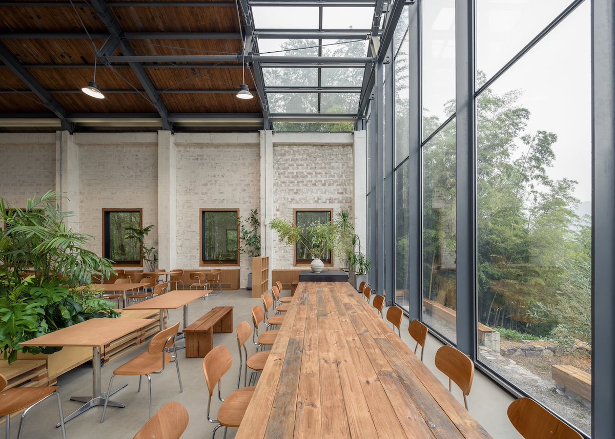 Architizer's tweet photo. Simple materials, local craftsmanship, and a ceiling-height stone oven transform a former village auditorium into a contemporary bakery.

📍 Shaoxing, China
Project by: Tens Atelier
Details: https://t.co/ha0qvNBnSN https://t.co/0VrvbiMpaE