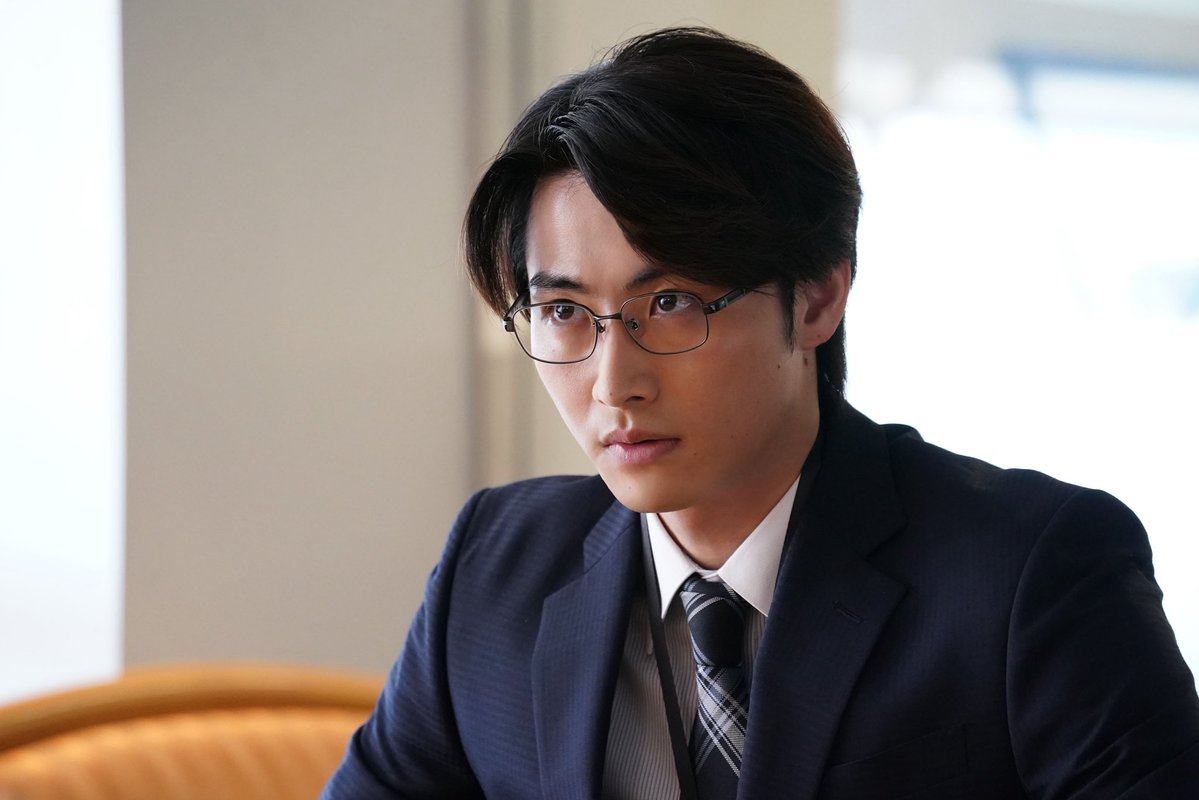 shinainaru_ytv's tweet photo. 🥀『#親愛なる夫へ 〜完璧な妻の嘘〜』

⏳ ────────────⏳
　　今夜 11:59〜 第5話放送！
⏳ ────────────⏳

放送に先駆けて、5話の場面写真を少しだけお届け📸

まだご覧になっていない方も、今からでも間に合います！
TVerで1話〜4話 全話イッキ見できるのは今日まで！
🔗https://t.co/OJO0byE9oW
