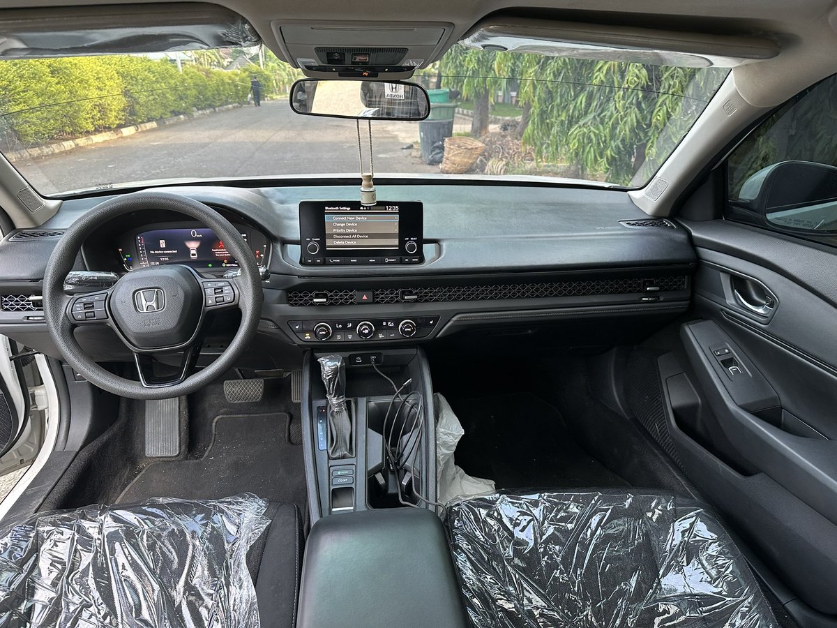 OnyitexHQ's tweet photo. 2023 Honda Accord Now Available - ₦32.5M https://t.co/lOVnlEYFTH