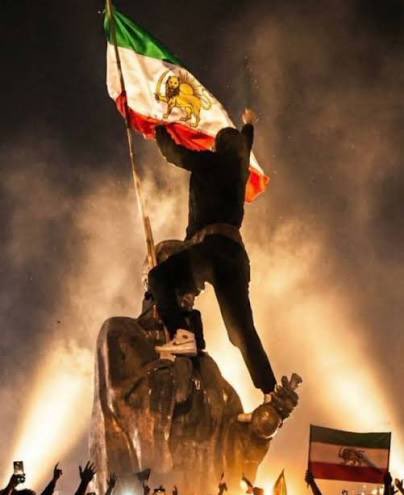 DrNeilStone's tweet photo. The Lion and Sun Revolution continues 

All the way to toppling the regime 

However long it takes https://t.co/5RNoMvyLfM