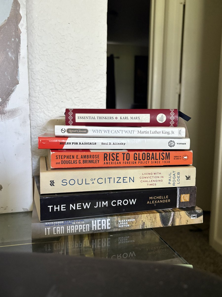 UzmakiAlt's tweet photo. New books!!! https://t.co/WQH4fWUsj6