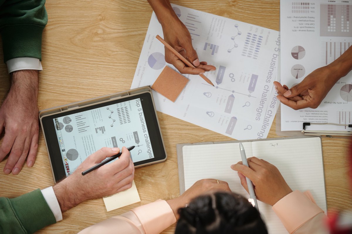 SampleAnswers's tweet photo. Need seamless research operations? We provide expert survey design, data cleaning, and risk assessment to ensure your strategic decisions are based on reliable insights. Let us handle the complexity of your data research. 📈 #MRX #MarketResearch #DataDriven https://t.co/648bHqqu9a
