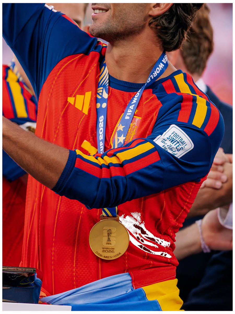 BarcaArchiveHQ's tweet photo. Ferran Torres
#FIFAWorldCup | #ARGESP https://t.co/2bO94EYAfE