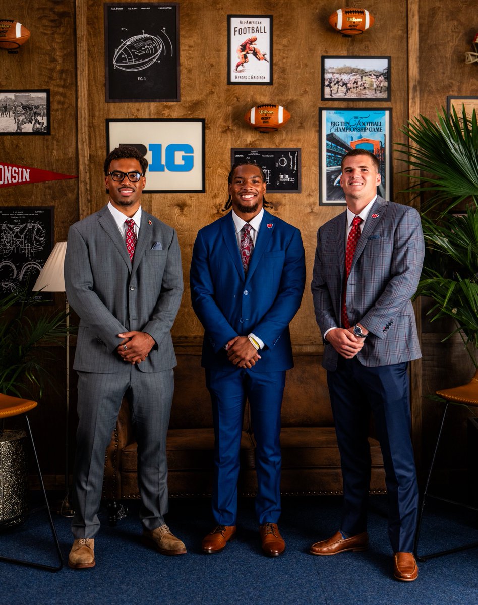 Wisconsin Football tweet media