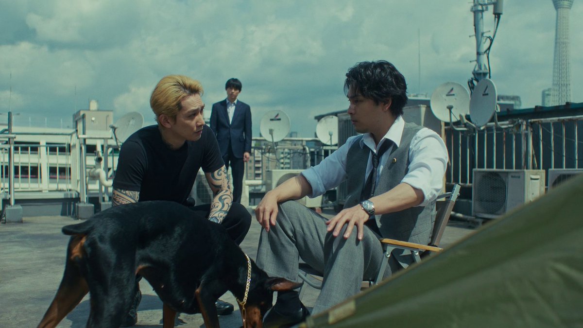 Danat99999's tweet photo. #SinsOfKujo will have a movie??? My favourite love triangle will reunite! https://t.co/paAkg4tnLh