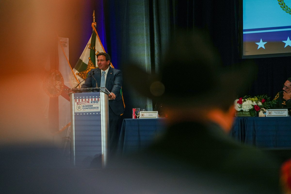 fdlepio's tweet photo. This week, FDLE Commissioner Mark Glass, along with several Command Staff members, attended the @FLSheriffs Summer Conference in Doral hosted by the @MiamiDade_SO. FDLE loves to see events like this that bring Florida’s best law enforcement leaders together to work collaboratively to keep Florida safe.

The conference welcomed Florida leaders @GovRonDeSantis, @AGJamesUthmeier, @SenRickScott, and Florida Senate President Ben Albritton who expressed their support for the men and women who wear the badge and protect our citizens.